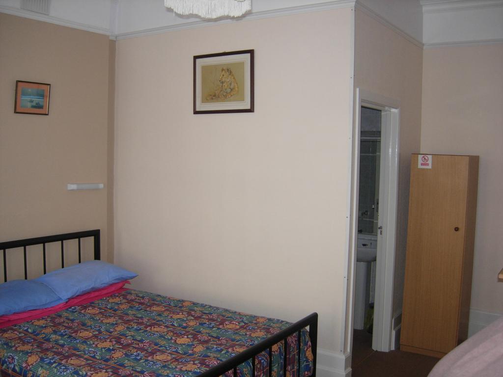 Longfield Guest House دوفر الغرفة الصورة